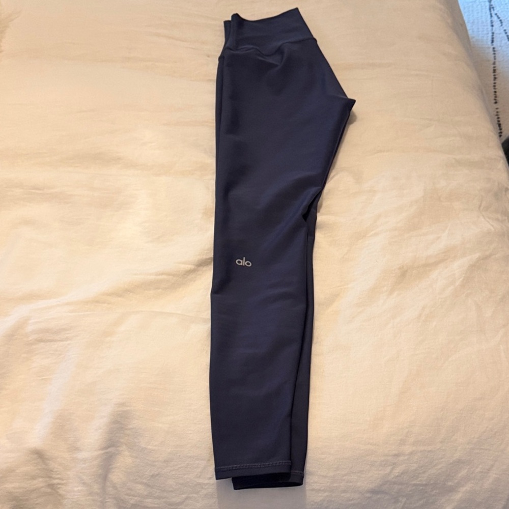 ALO Yoga Airlift Deep Blue Leggings